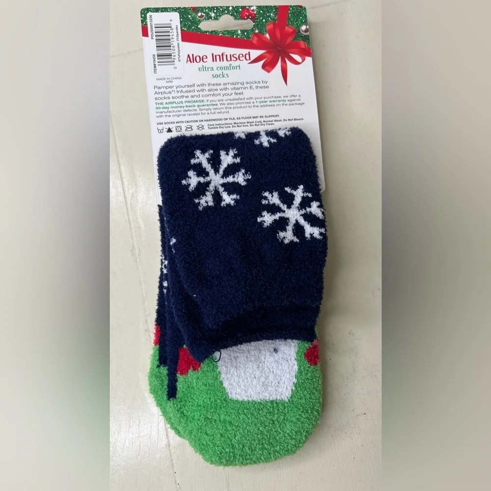Brand New-Airplus Aloe Infused Santa Claus Socks